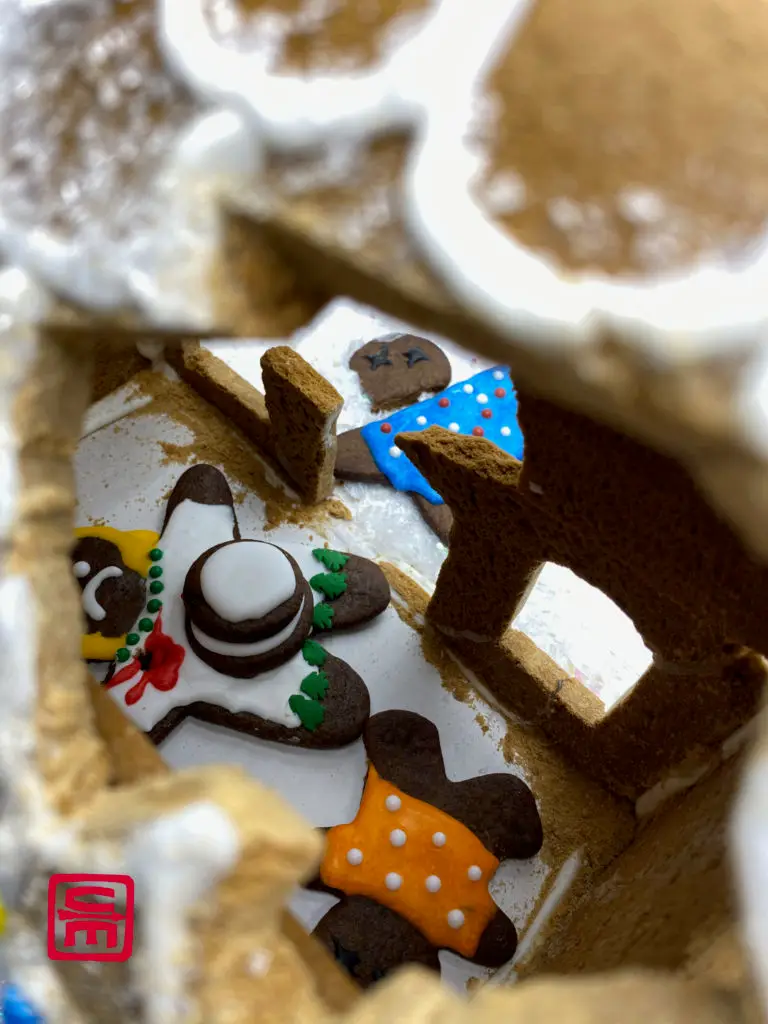 The gingerbread family is wounded in the explosion, as is the neighbor.